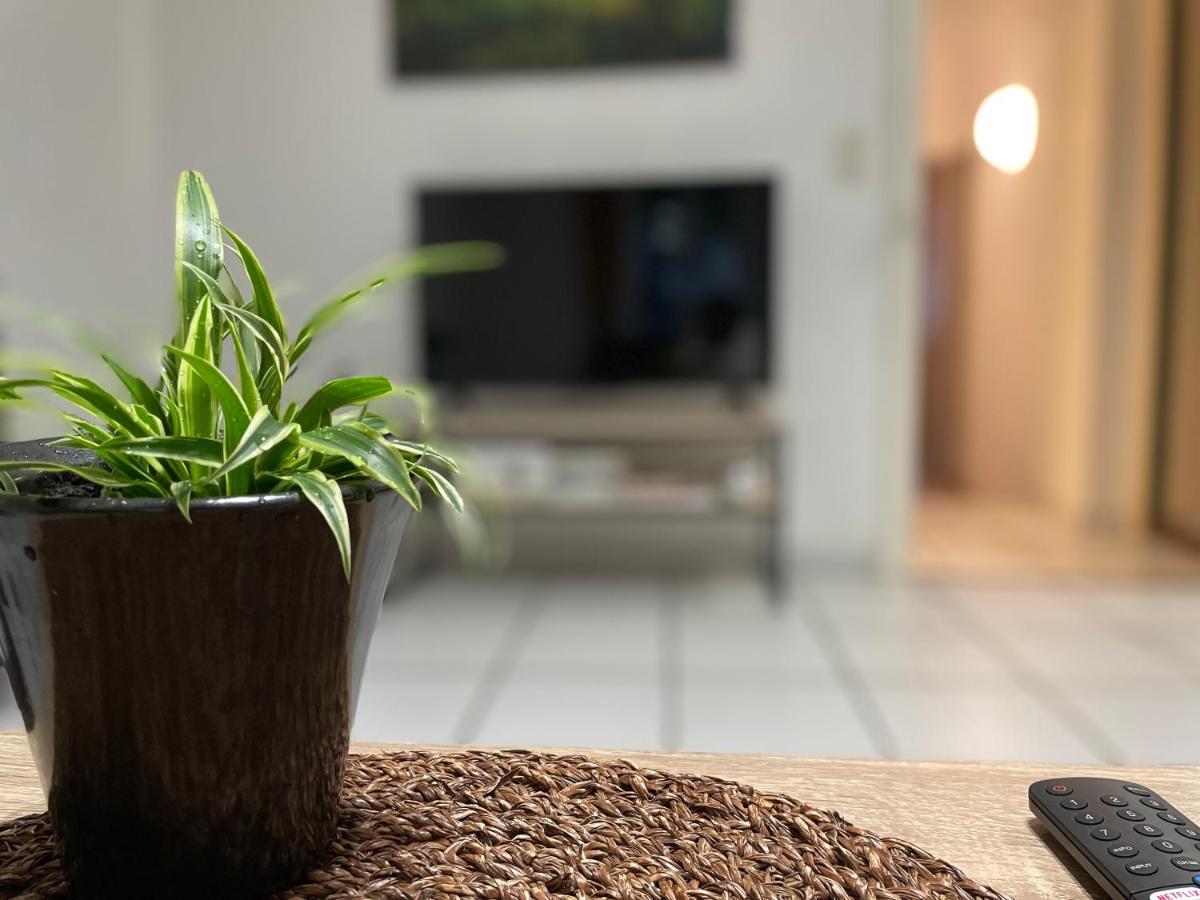 T2 Plein Centre Au 1Er Etage Avec Parking Prive Apartment Millau Ngoại thất bức ảnh